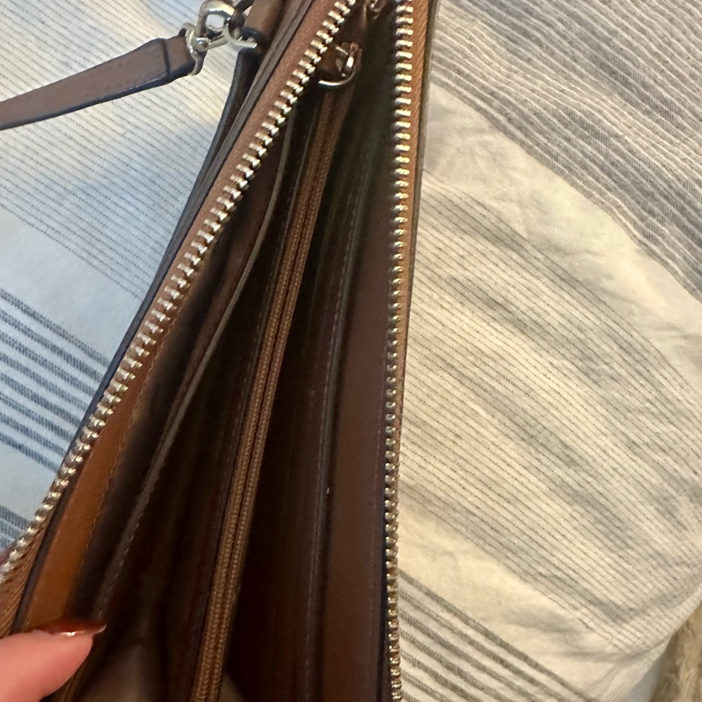 Kate Spade Tan Crossbody Bag - Picture 2 of 3